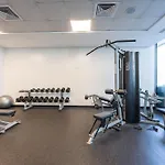 Contemporary 2-Bedroom Apartment In Silverene